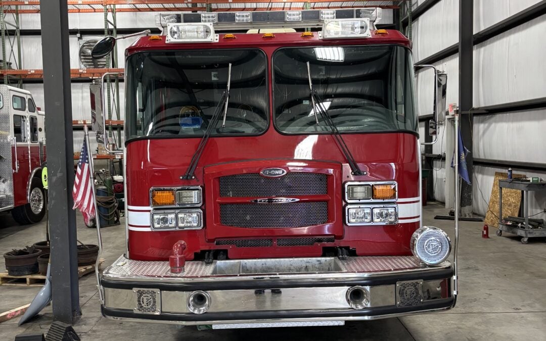 BPFA0253 2005 E-One Typhoon Pumper