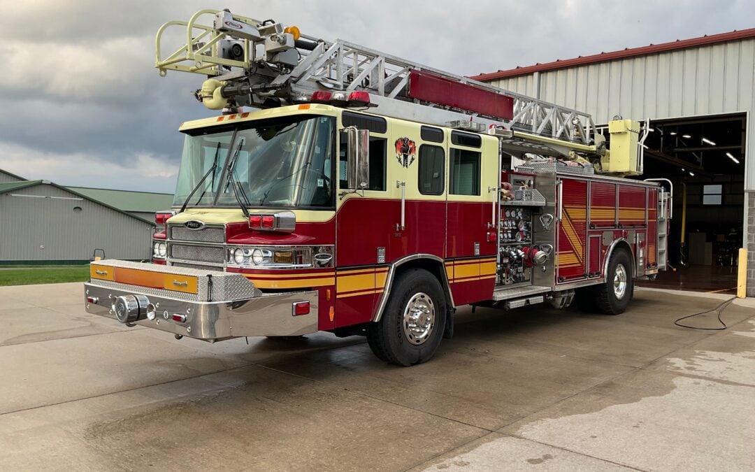 BPFA0258 2005 Pierce Quantum 75′ Quint